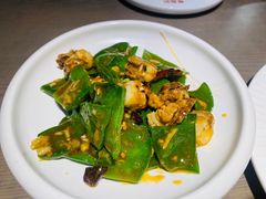 梅豆炝拌扇贝肉-前海沿·青岛菜(李沧万达店)