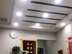 -郑远元专业修脚房(宣化路店)