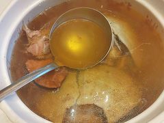 土茯苓排骨甲鱼汤-星湖愉景酒家