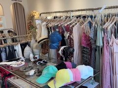 -眷顾自助服装工作室(中南金石国际广场A座店)