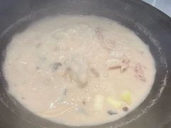 -陈大锅·岳阳鱼馆·地道岳阳菜(美食街店)