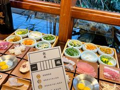 -银米·云南传统过桥米线(双廊黑金冠店)