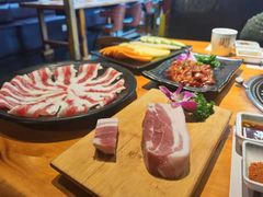 -唯成•韩国炭火烤肉 유성고기