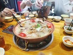 -阿婆情腊排骨火锅(饮玉巷店)