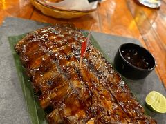 BBQ猪肋排-Naughty Nuri’s Phuket