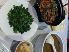 -小河公主秘制烤羊腿(小绿谷店)