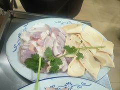 -华哥新鲜猪精品美食