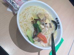 -蒙自源米线大王(东站店)