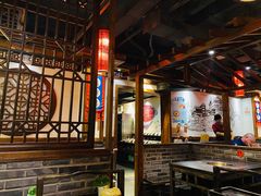 大堂-宽板凳老灶火锅(簋街店)