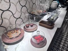 -浅深(世茂滨江精品店)