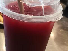 冷榨杨梅汁-潮界(虹桥新天地店)