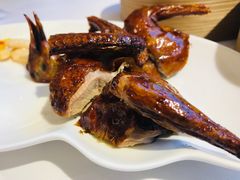 红烧脆皮乳鸽-凯逸轩·匠心粤菜(中城名仕汇店)