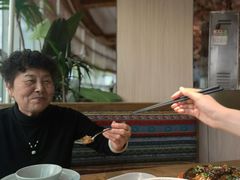 -蜜桃餐厅·伴山(湖滨商业街店)