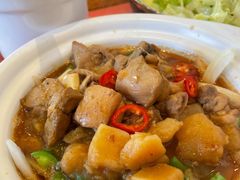 大盘鸡拌饭-海盗虾饭·剥好的小龙虾饭(SOHO尚都店)