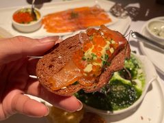 温热烟熏三文鱼-壳里西餐厅Coquille Seafood Bistro(蒙自路店)