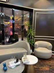 -八佰伴8008星级形象店