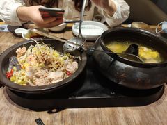 云海肴汽锅鸡-云海肴云南菜(浦江欢乐颂店)