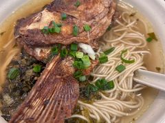 爆鱼头尾汤面-佬钱湾仔(衣裳街店)