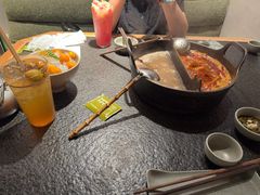 -三出山火锅(南京万象天地店)