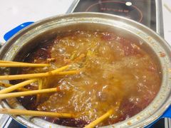 -逸山伍自转小火锅(纺织品店)
