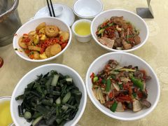 -红色湘菜馆(春风店)