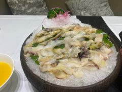 -红鼎豆捞·非遗鲍皇汤火锅(宝丰路店)
