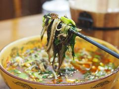 -乐山第一家临江鳝丝(茶坊路店)