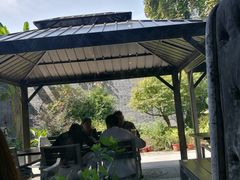 -河畔春天时尚餐厅