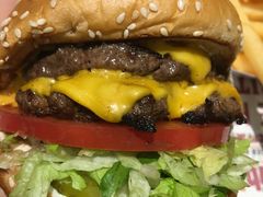 -The Habit Burger Grill 哈比特汉堡(爱琴海店)