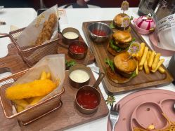 -奈尔宝家庭中心·亲子餐厅(鄞州万达店)