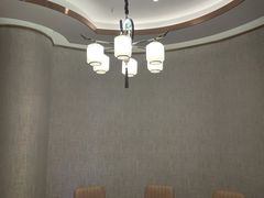 -荷塘秋月·本帮江浙菜(国权路店)