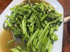 -Dang restaurant (patong phuket)