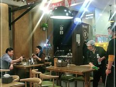 大堂-聚点串吧·北京烧烤(朝北店)