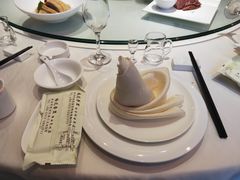 -梅花香里大酒店(郁金香路店)