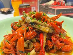 -靓虾二哥长沙地标小龙虾(五一广场店)