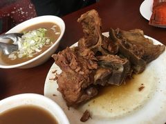 -王记酱骨头馆(新华路一店)