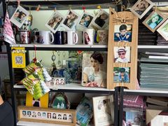 -红裙子照相馆(曹安路轻纺市场店)