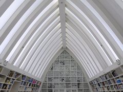 -钟书阁(松江泰晤士小镇店)