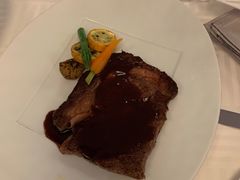 -广州塔卢特斯法国旋转餐厅