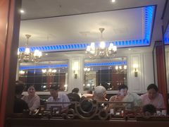 -新白鹿餐厅(百联中环店)