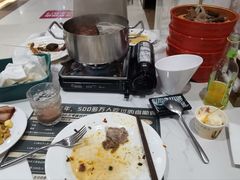 -金马门国际美食百汇(珞喻路店)
