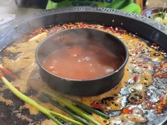 -黄潇洒老火锅(九眼桥宏济巷店)
