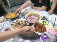 -人民公社铁锅炖·东北菜(卫国道店)