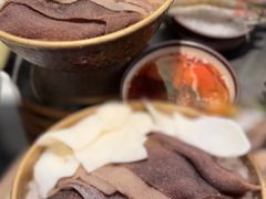 -牛YO寿喜烧·铁板烧和牛火锅自助(市府恒隆店)
