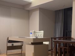 -索菲亚S轻奢HOTEL(广州花地湾地铁站店)