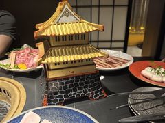-山川小町·极番烧肉(新地假日广场店)