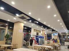 大堂-江城燕子大排档(江汉路步行街店)