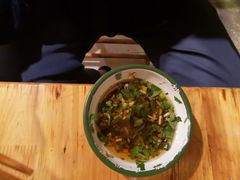 -拈签一笑黄牛肉辣卤串串