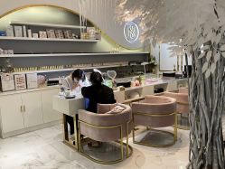 -初颜品佑肌肤管理