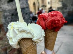 -Gelateria Dondoli